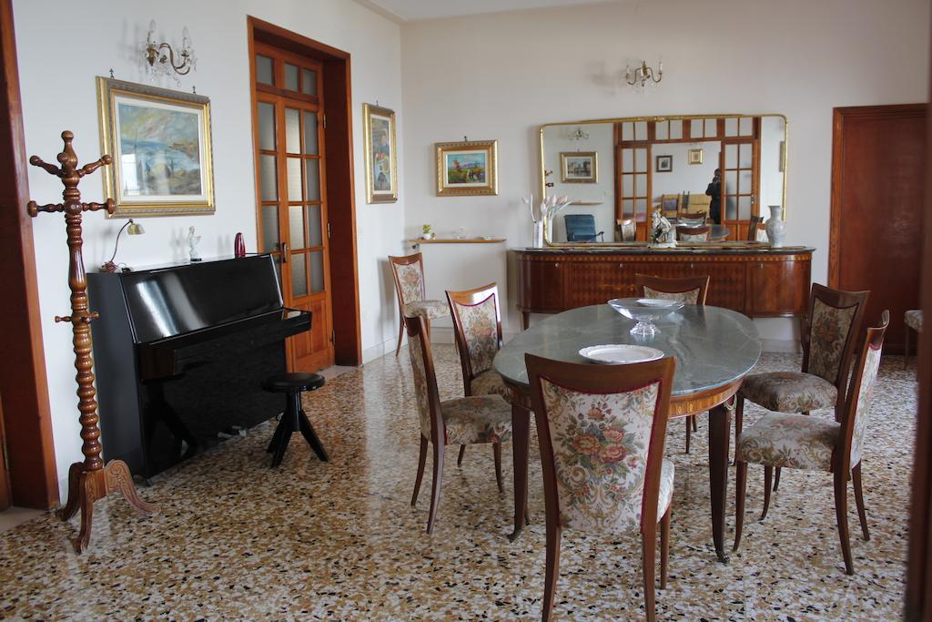Ancelle Sorrento - Casa D'Accoglienza Hotel Castellammare di Stabia Exterior photo