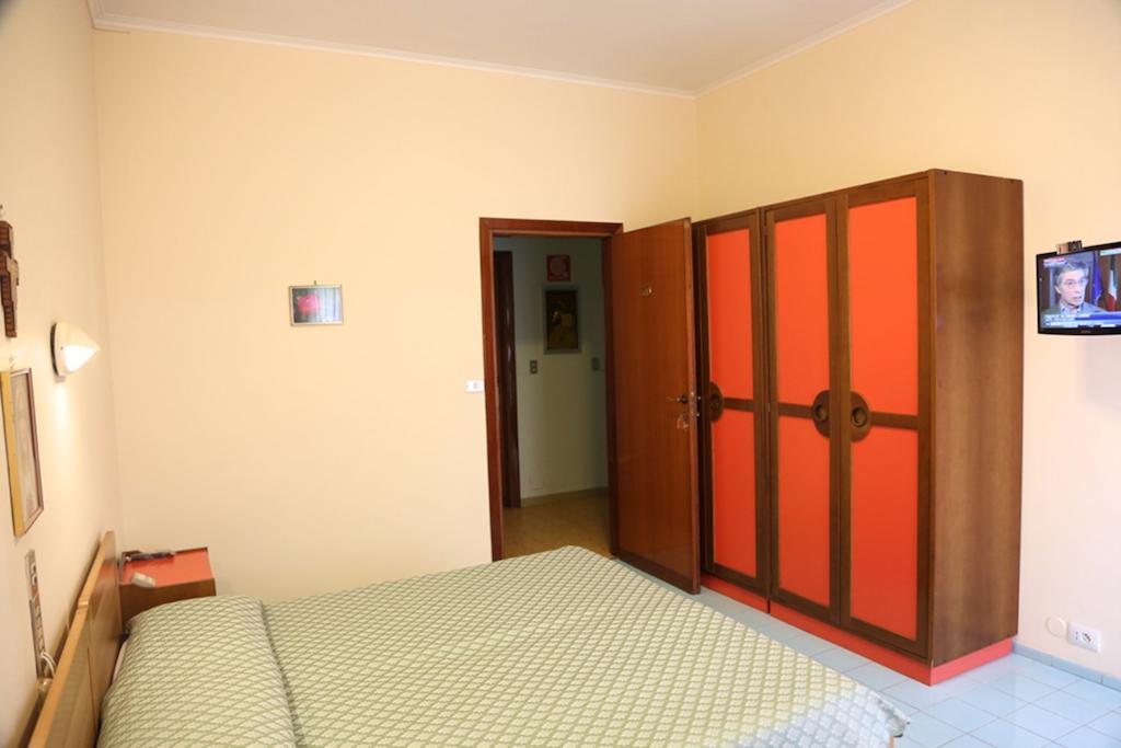 Ancelle Sorrento - Casa D'Accoglienza Hotel Castellammare di Stabia Room photo