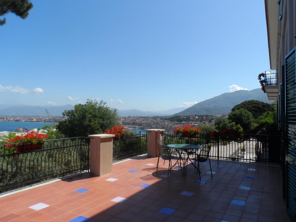 Ancelle Sorrento - Casa D'Accoglienza Hotel Castellammare di Stabia Exterior photo