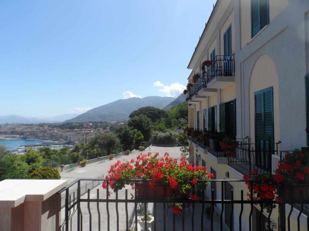 Ancelle Sorrento - Casa D'Accoglienza Hotel Castellammare di Stabia Exterior photo