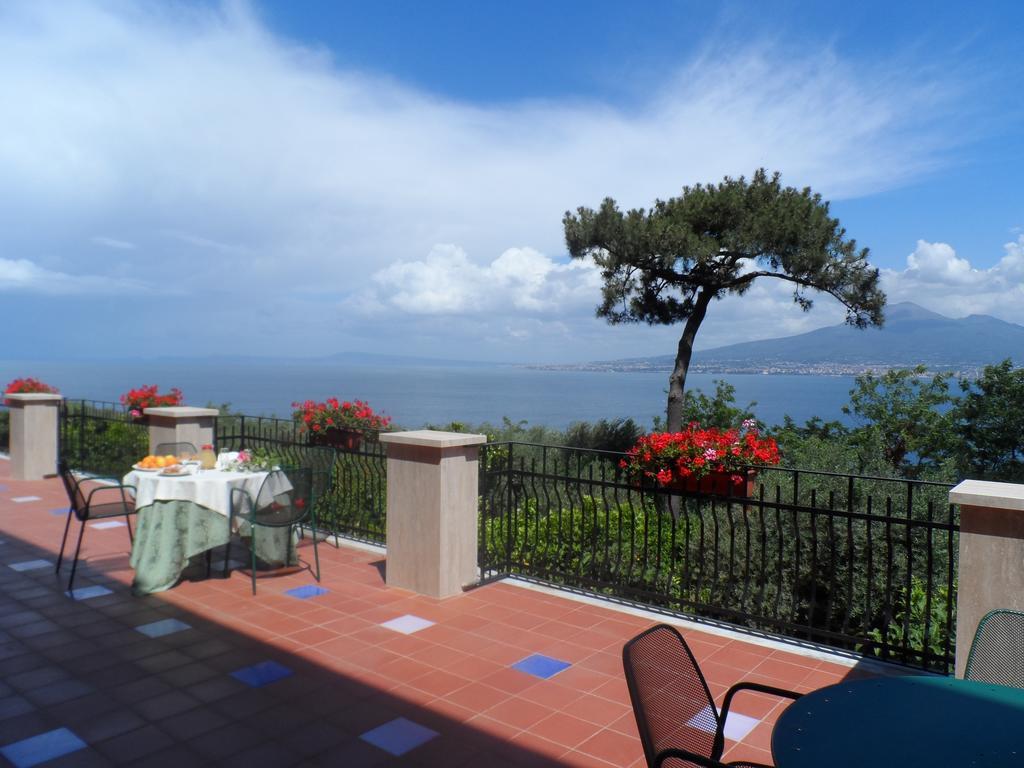 Ancelle Sorrento - Casa D'Accoglienza Hotel Castellammare di Stabia Exterior photo