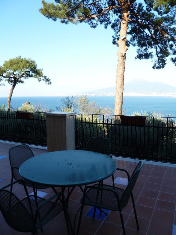 Ancelle Sorrento - Casa D'Accoglienza Hotel Castellammare di Stabia Exterior photo